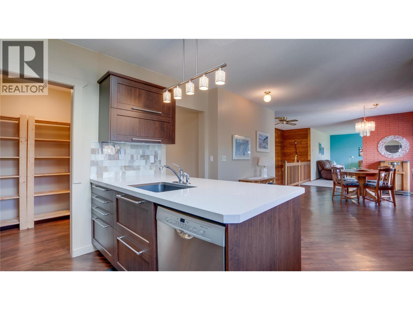 7595 Klinger Road - 12