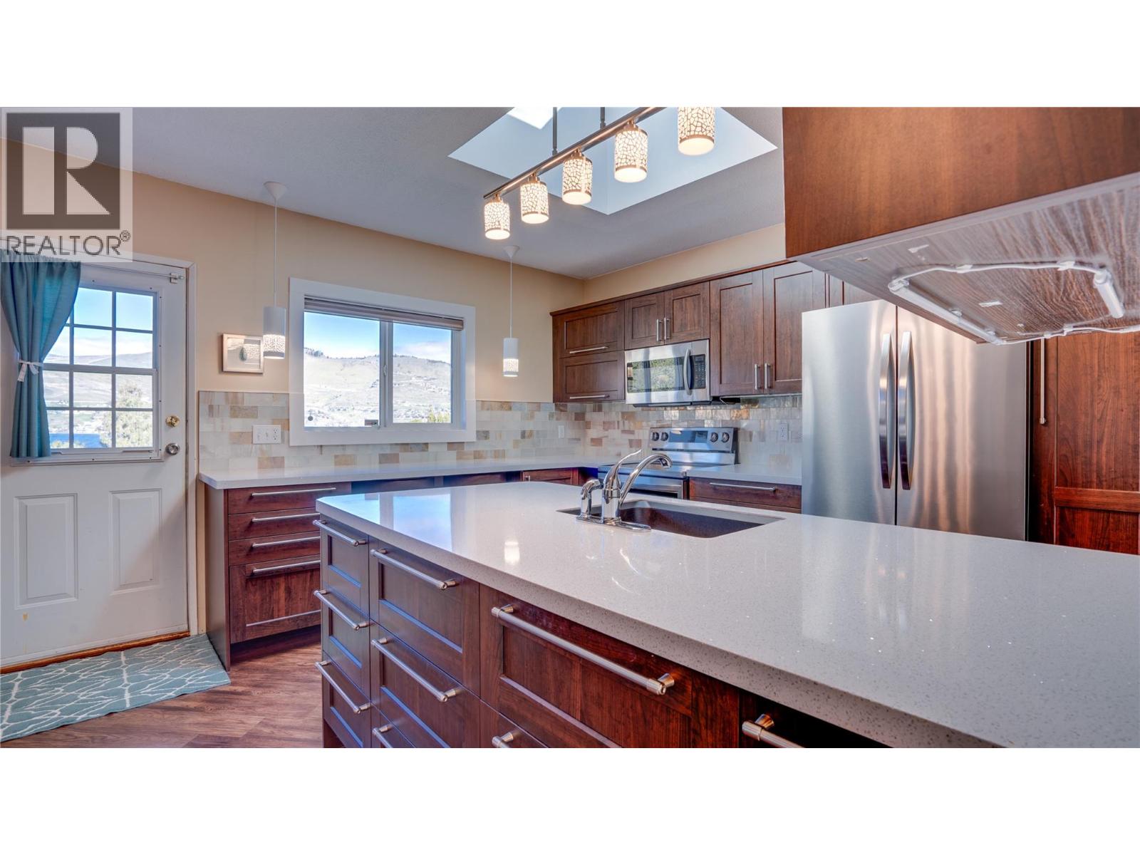 7595 Klinger Road - 9