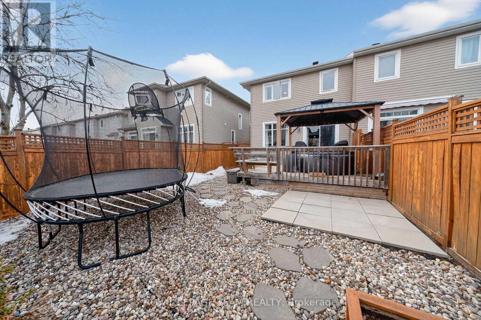 336 GLENBRAE AVENUE - 43