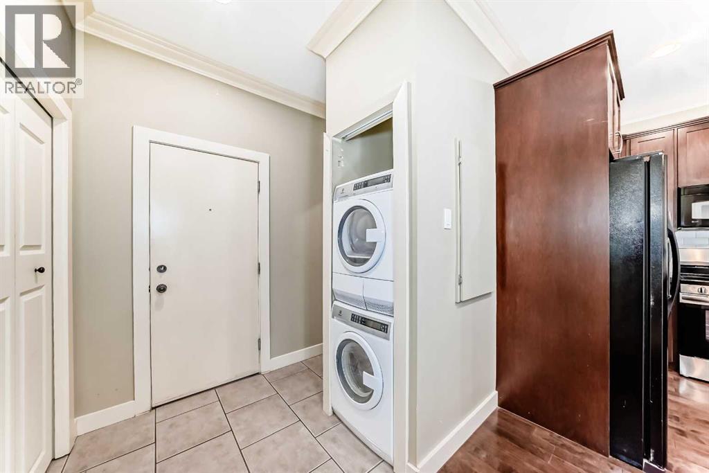 #101 323 13 Avenue SW - 23