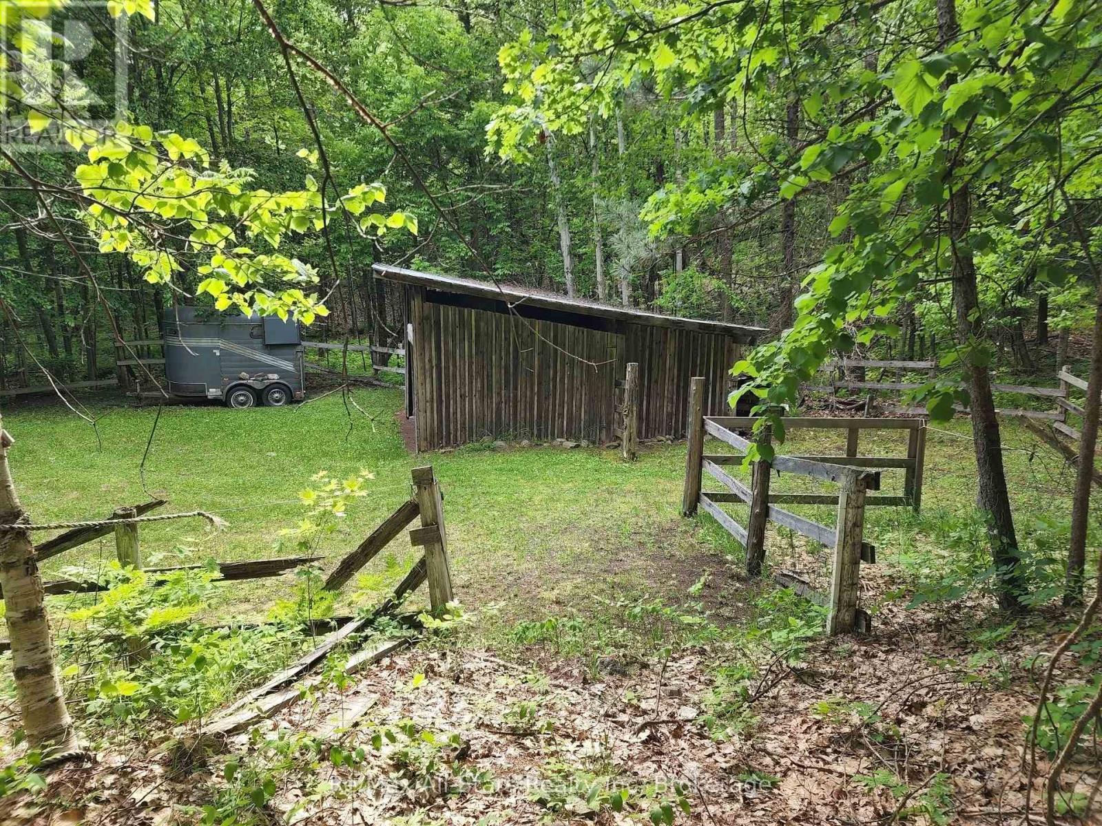 1386 SOUTH PORTAGE ROAD - 26