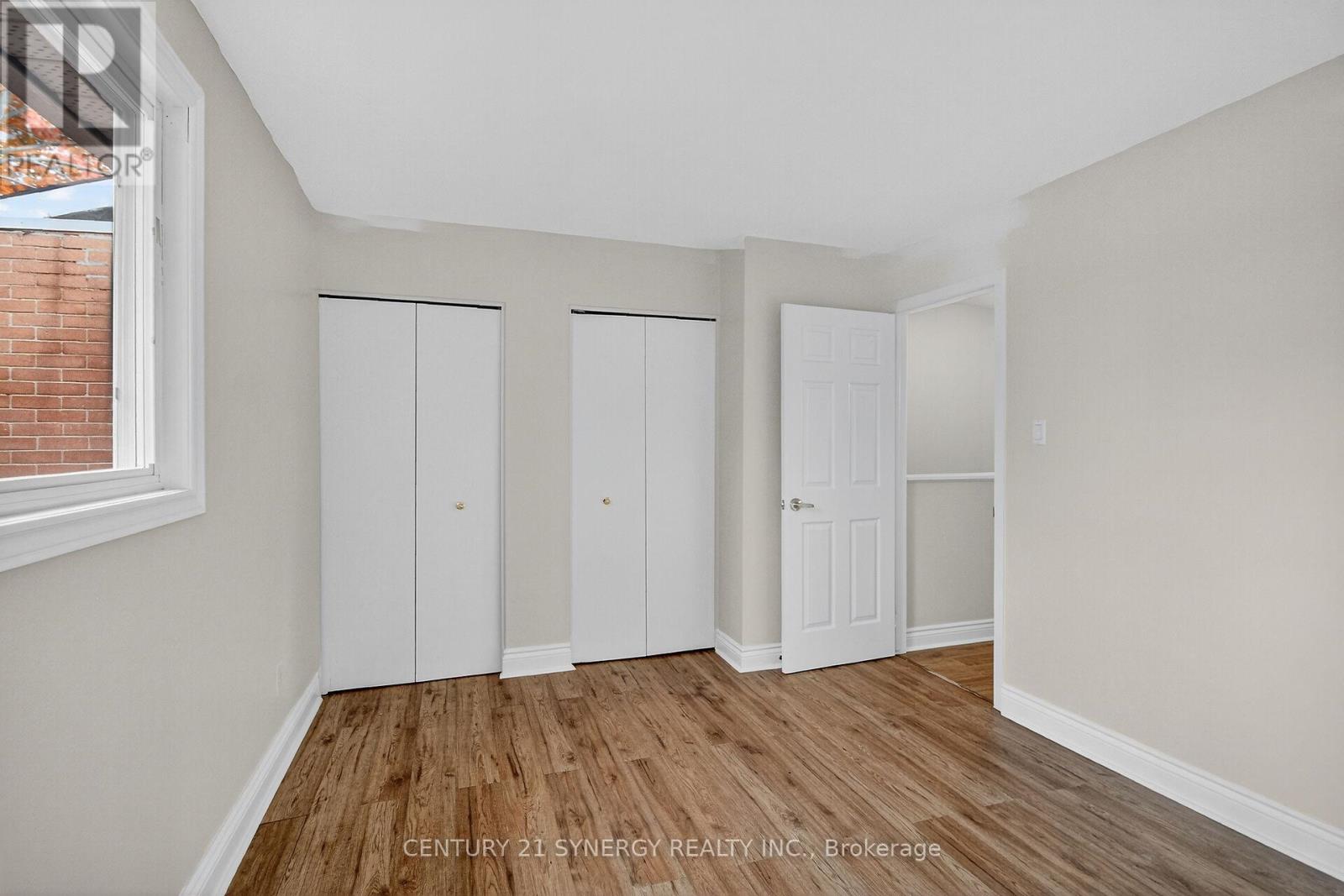928 MEADOWLANDS DRIVE — photo 16