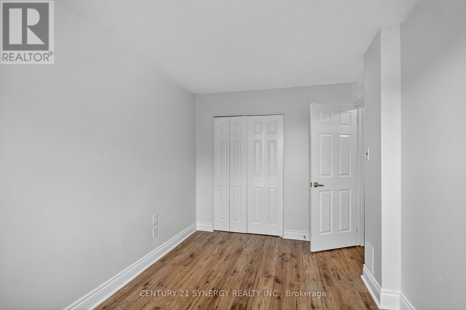 928 MEADOWLANDS DRIVE - 18