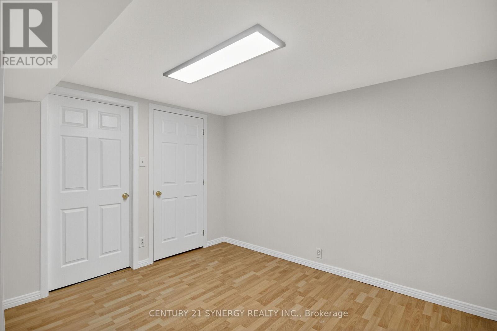 928 MEADOWLANDS DRIVE — photo 23