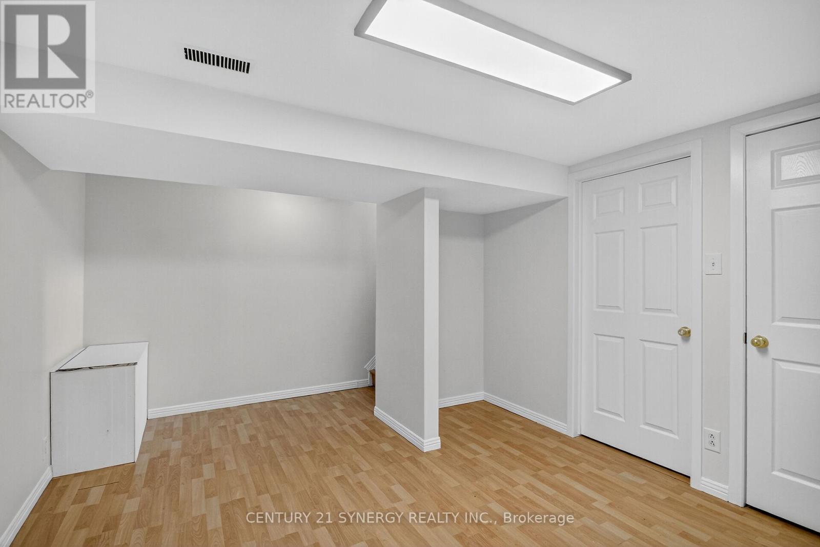 928 MEADOWLANDS DRIVE - 25