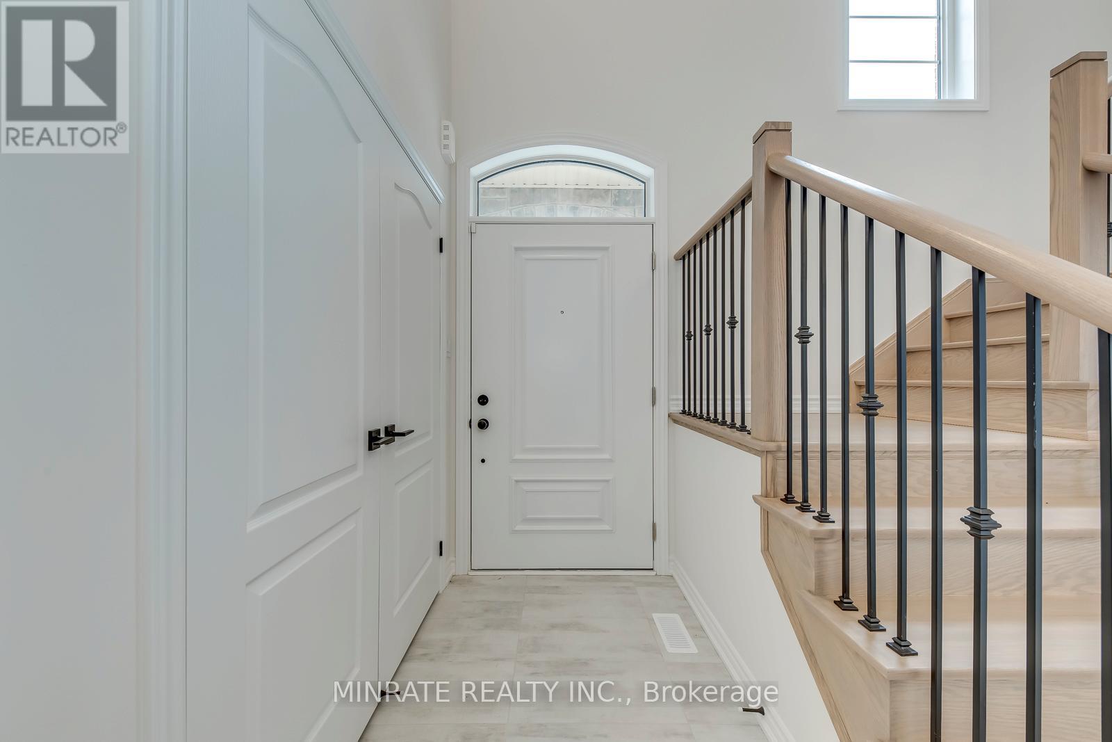 691 CATALINA MANOR — photo 4
