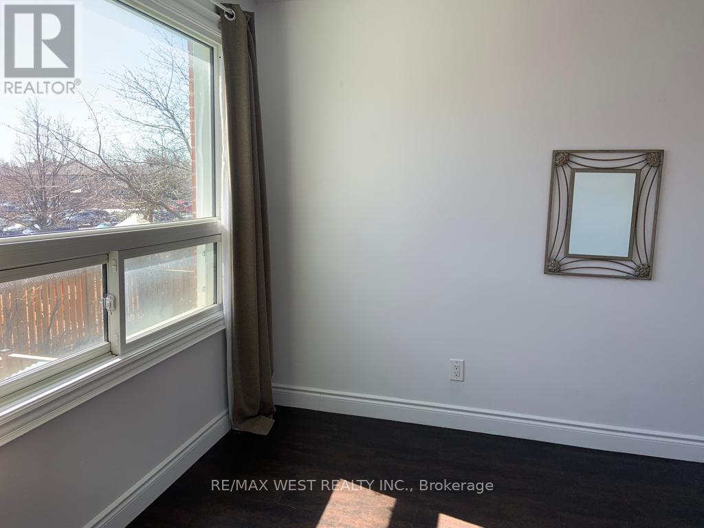 113 KINGSWOOD DRIVE N — photo 41