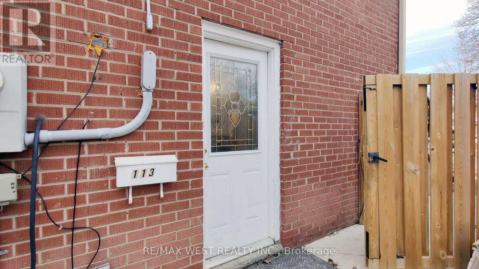 113 KINGSWOOD DRIVE N — photo 46