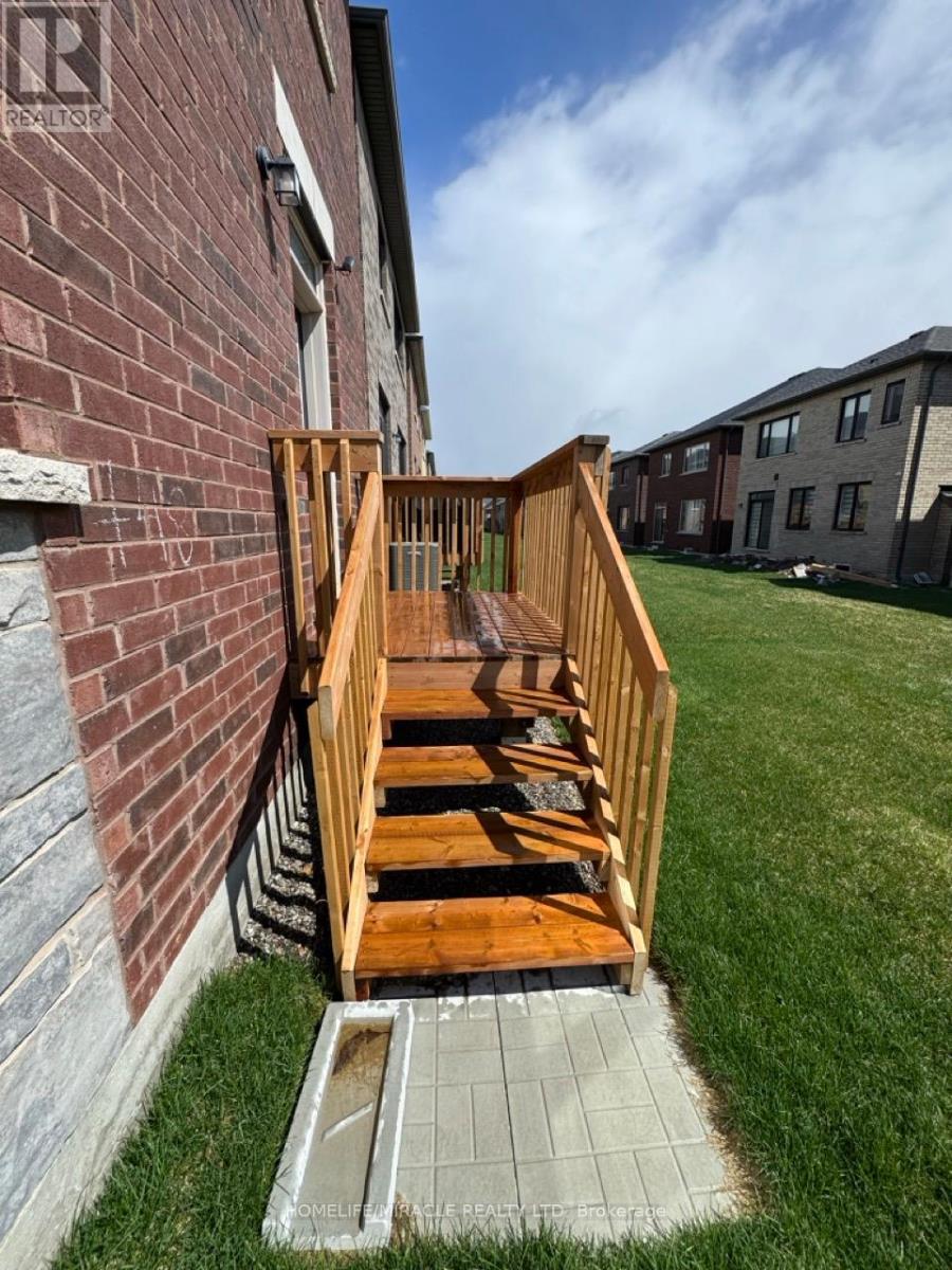 10 FERGUSON STREET — photo 38