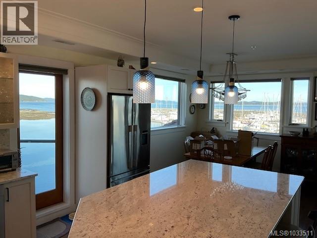 201 9949 Third Street, Sidney