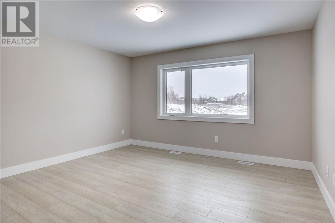 837 Moonrock Avenue, Sudbury, Ontario, P3E5Z5 — Photo 31