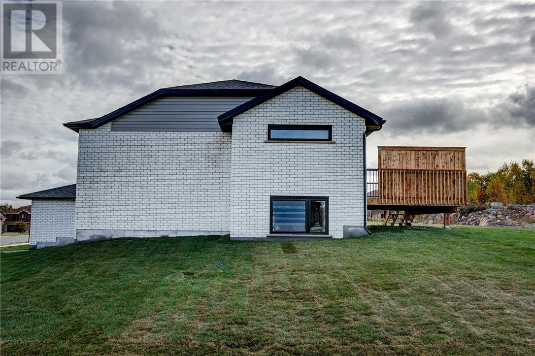 837 Moonrock Avenue, Sudbury, Ontario, P3E5Z5 — Photo 35