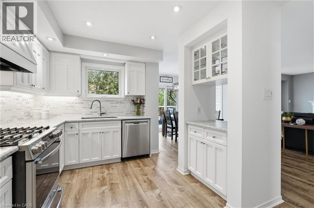 2493 NEWPORT Street, Burlington, Ontario, L7M3X7 — Photo 17