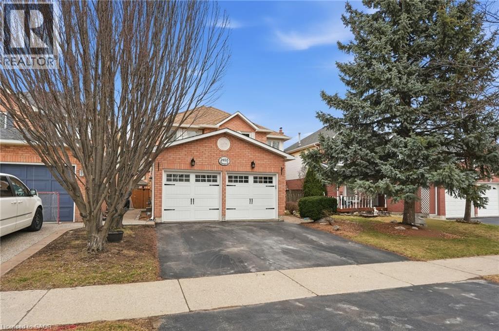 2493 NEWPORT Street, Burlington, Ontario, L7M3X7 — Photo 2