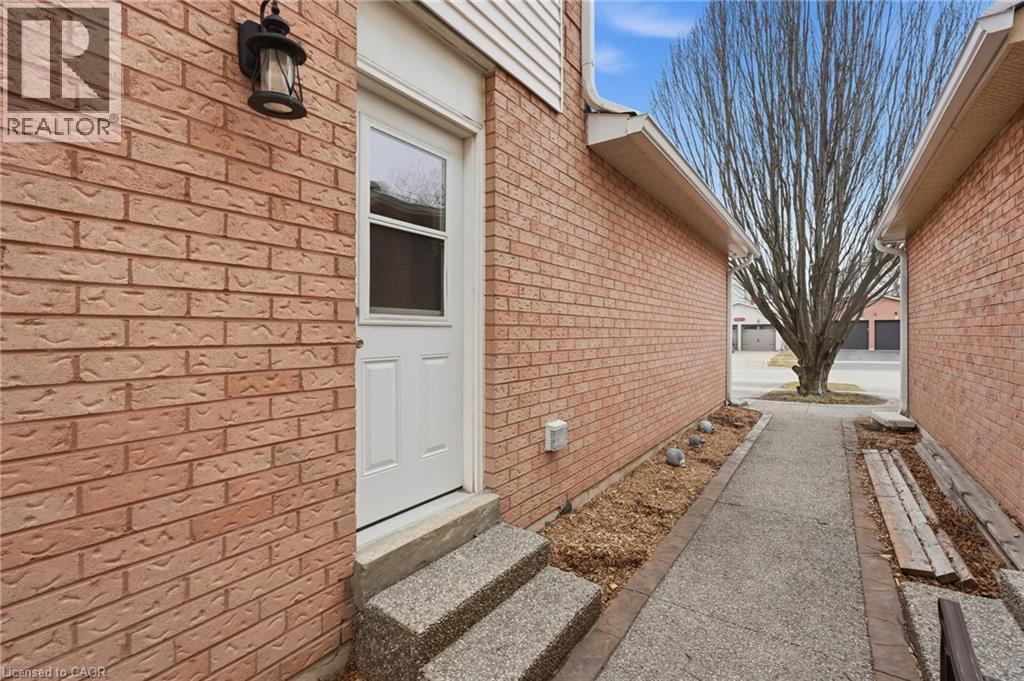 2493 NEWPORT Street, Burlington, Ontario, L7M3X7 — Photo 50