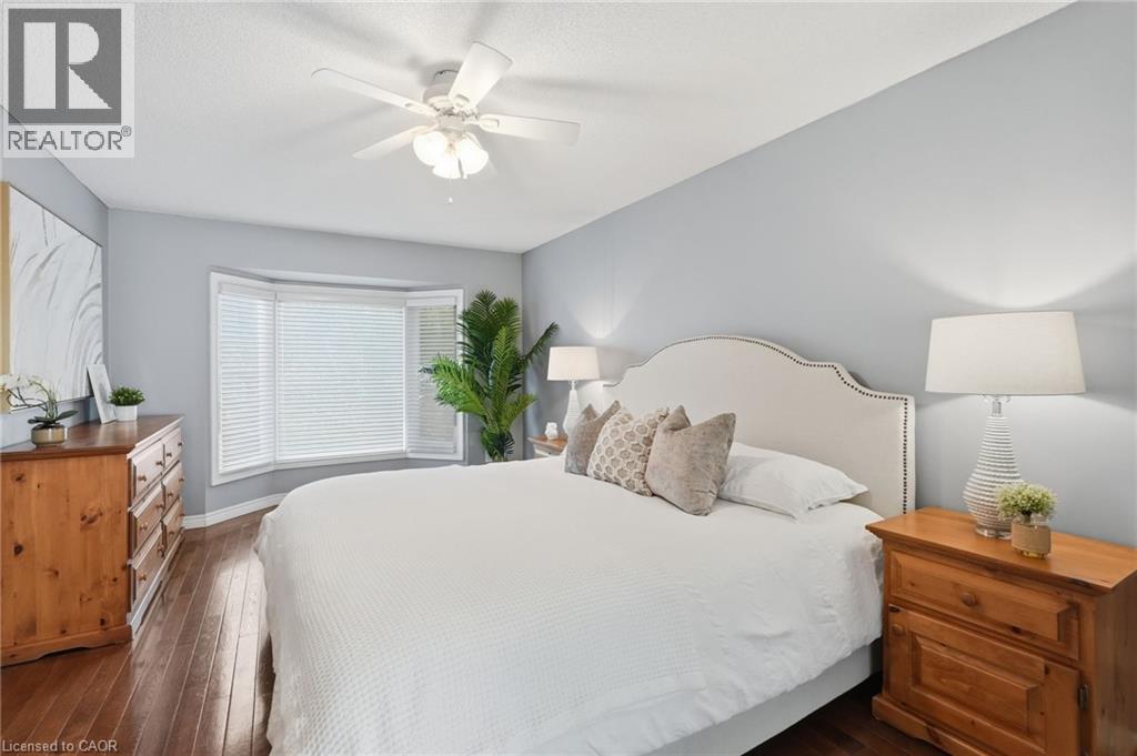 2493 NEWPORT Street, Burlington, Ontario, L7M3X7 — Photo 24