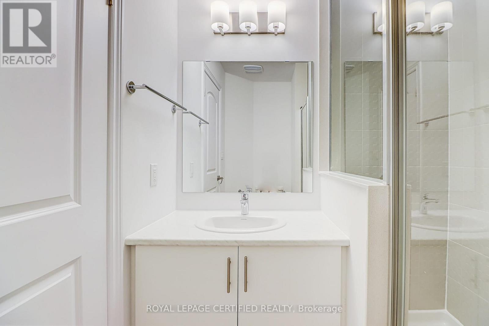 2013 CAMERON LOTT CRESCENT - 24