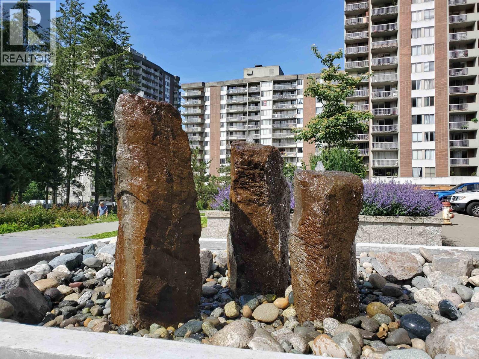 1006 2016 FULLERTON AVENUE, North Vancouver