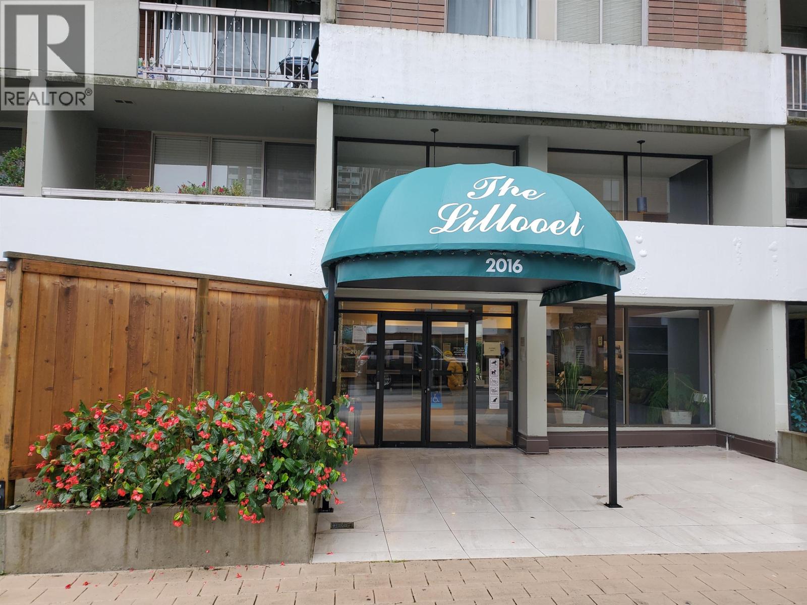 1006 2016 FULLERTON AVENUE, North Vancouver