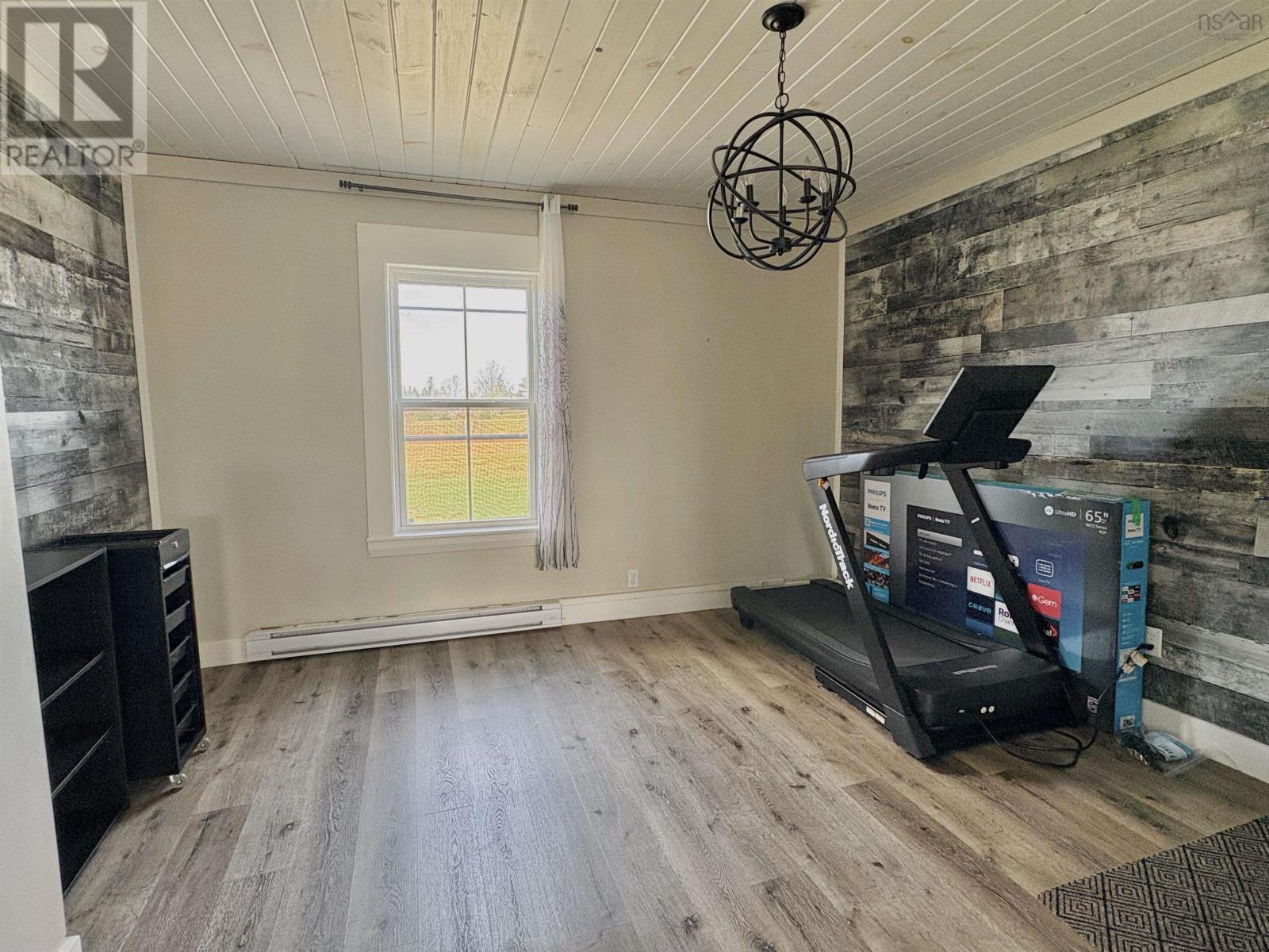 Property 11 of 30 of 927 Highway 334