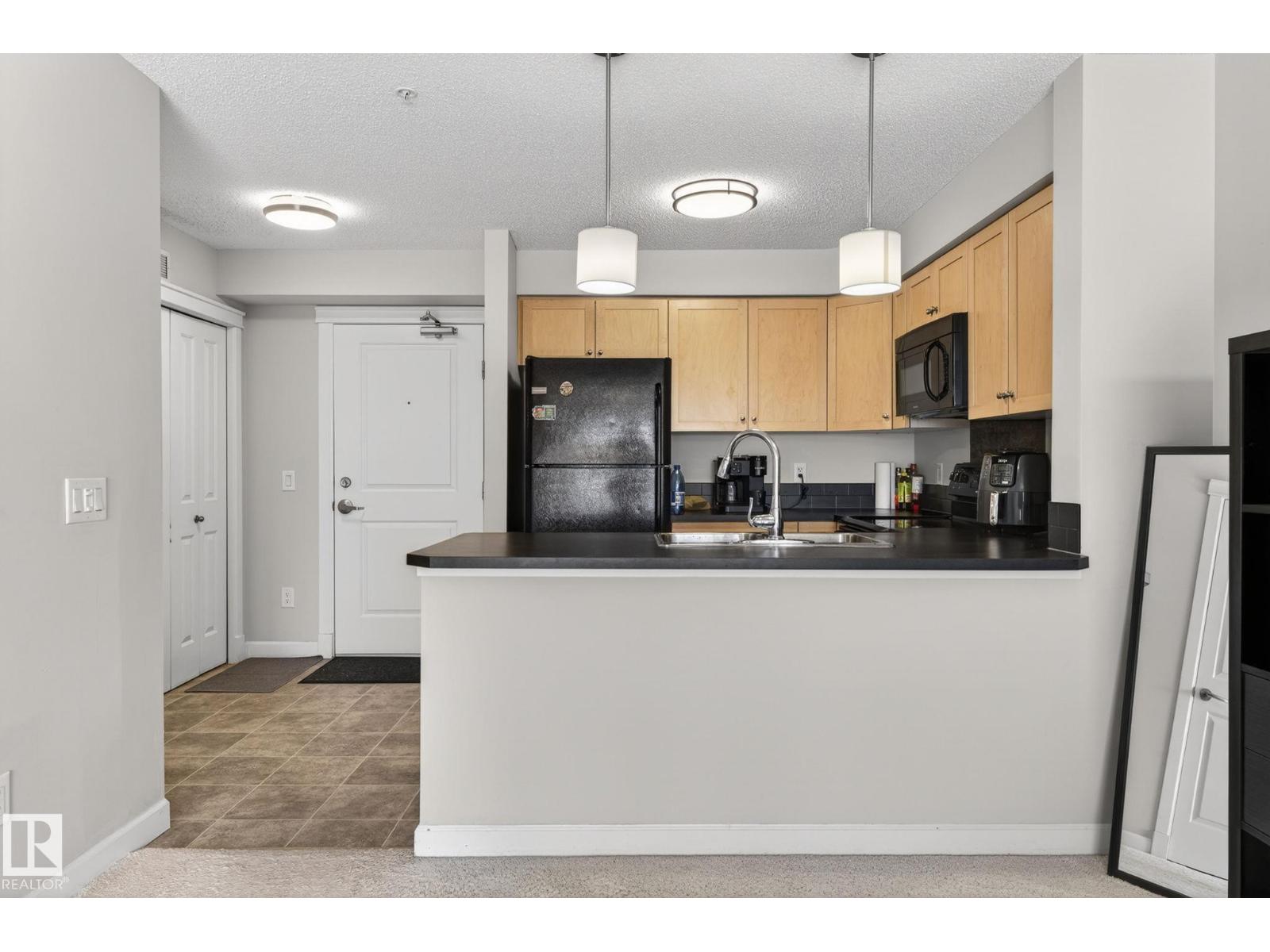 #307 3719 WHITELAW LN NW SW, Edmonton