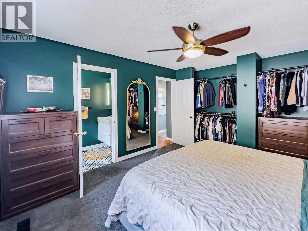 1572 MT DUFFERIN Drive - 12