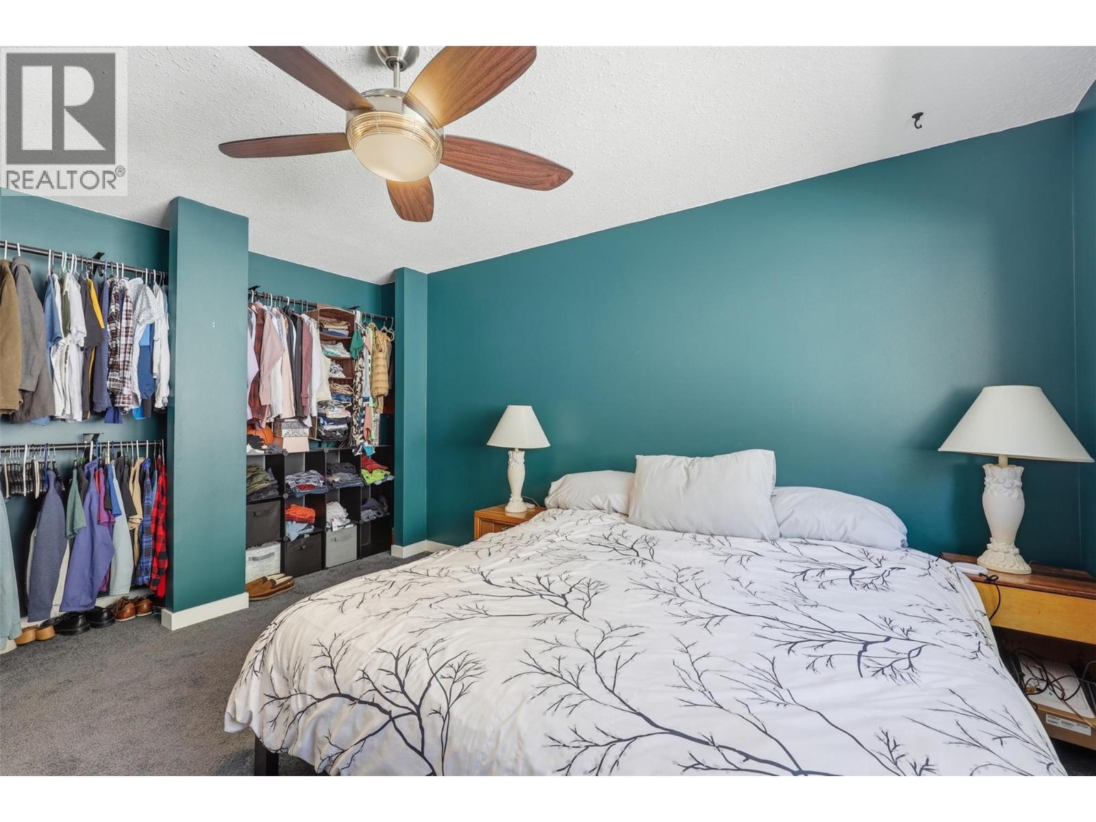 1572 MT DUFFERIN Drive - 13