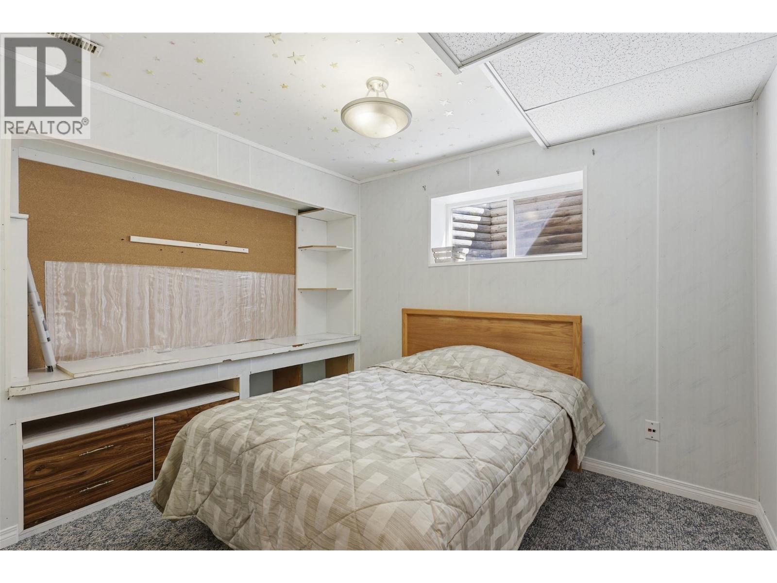 1572 MT DUFFERIN Drive - 26