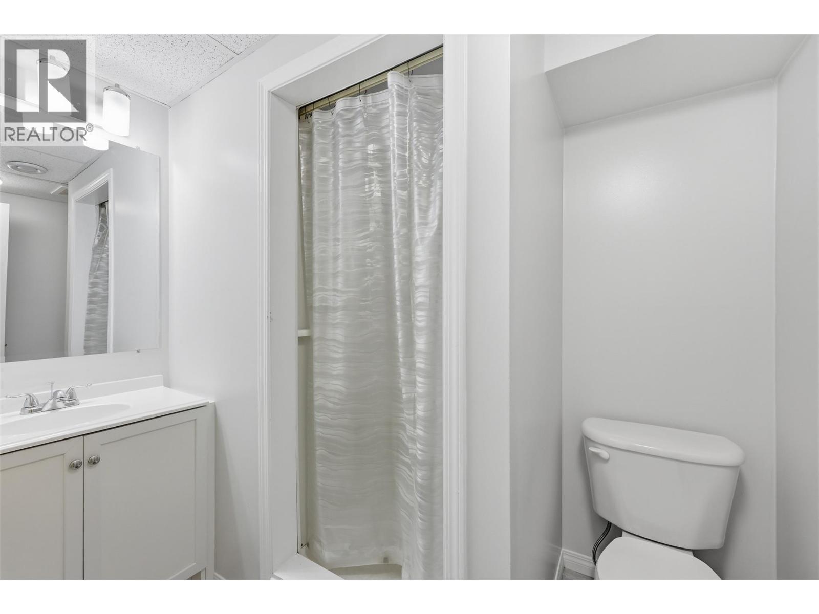 1572 MT DUFFERIN Drive - 27