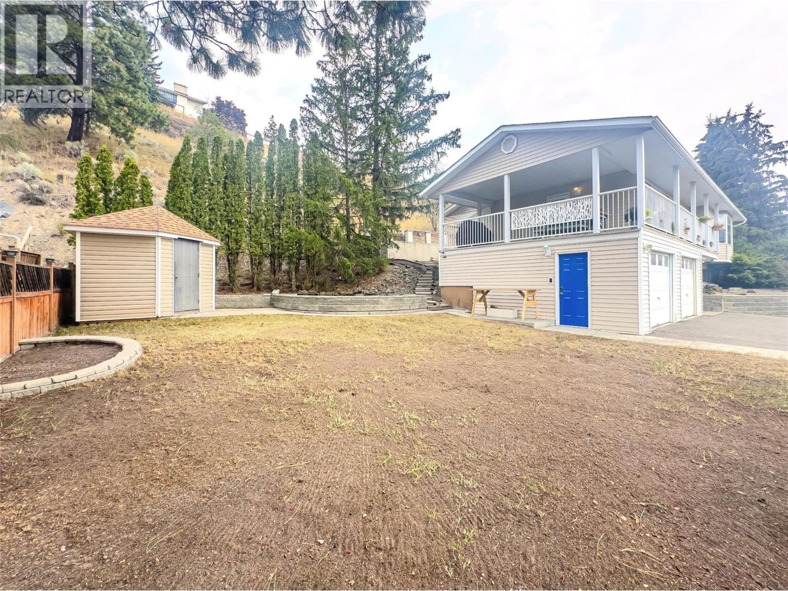 1572 MT DUFFERIN Drive - 34