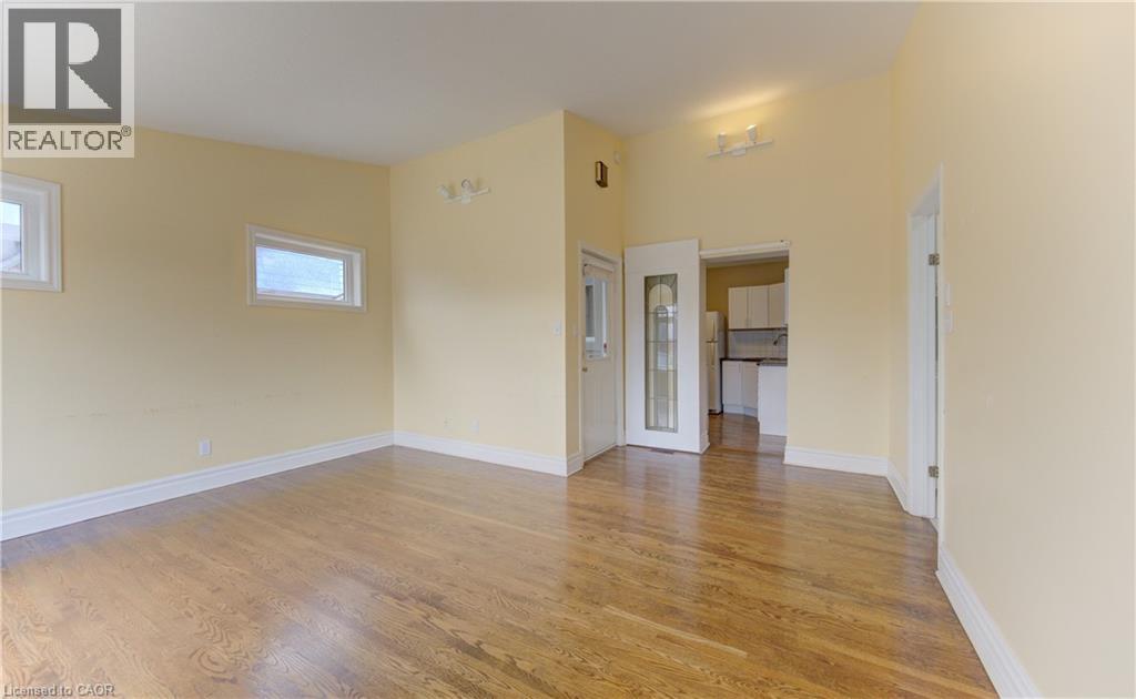 163 BINSCARTH Road - 19