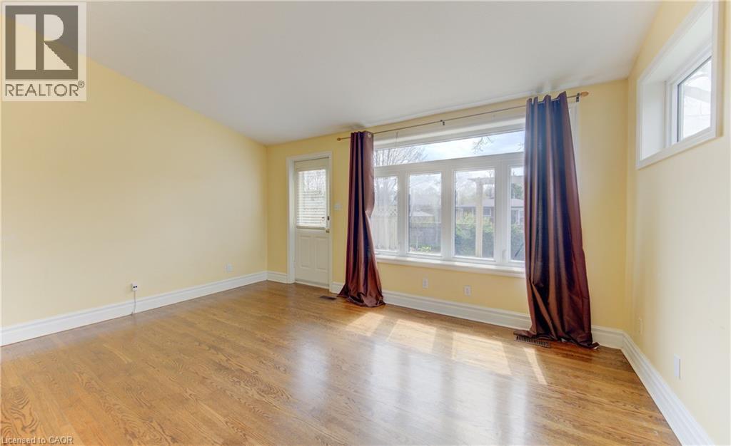 163 BINSCARTH Road - 20