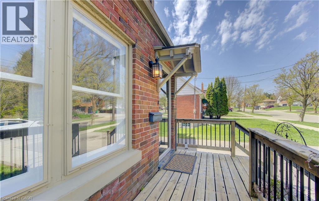 163 BINSCARTH Road - 5