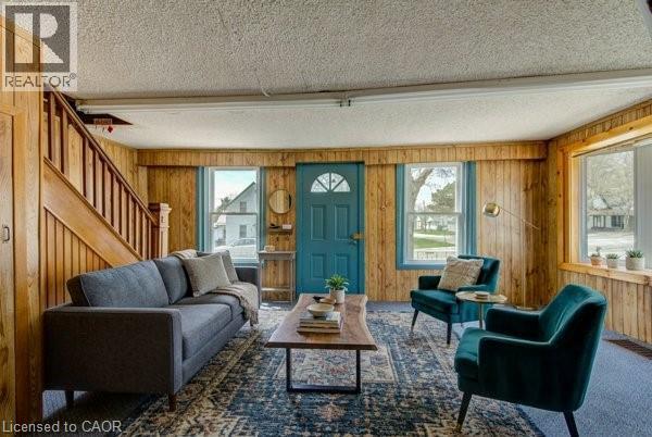 virtually staged living room