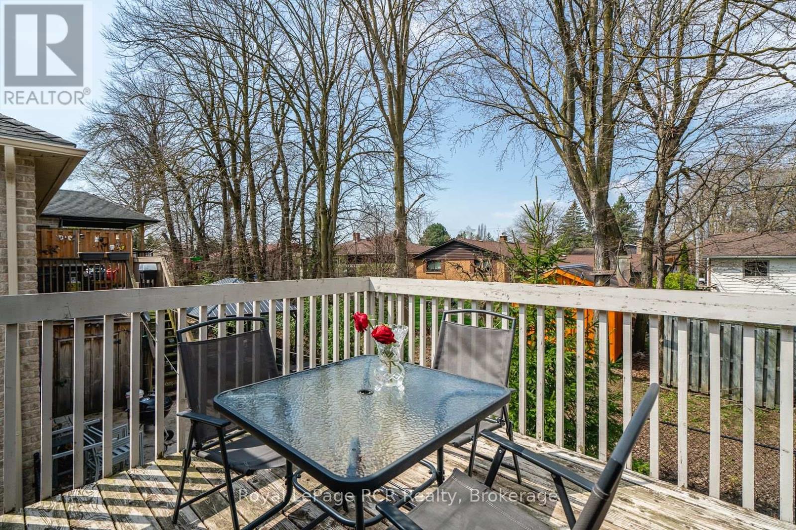 246 16TH AVENUE CRESCENT - 16
