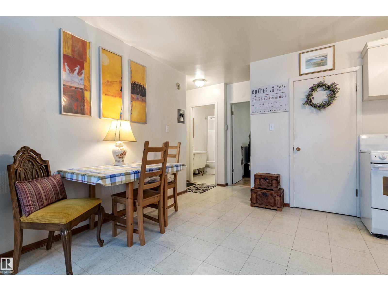 #33 10230 122 ST NW, Edmonton