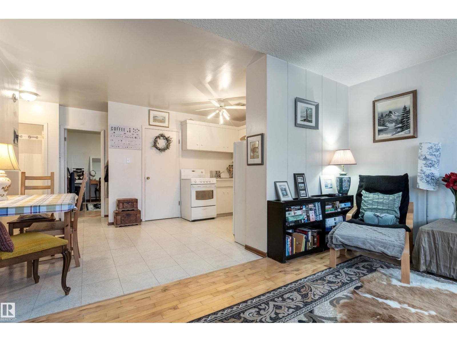 #33 10230 122 ST NW, Edmonton