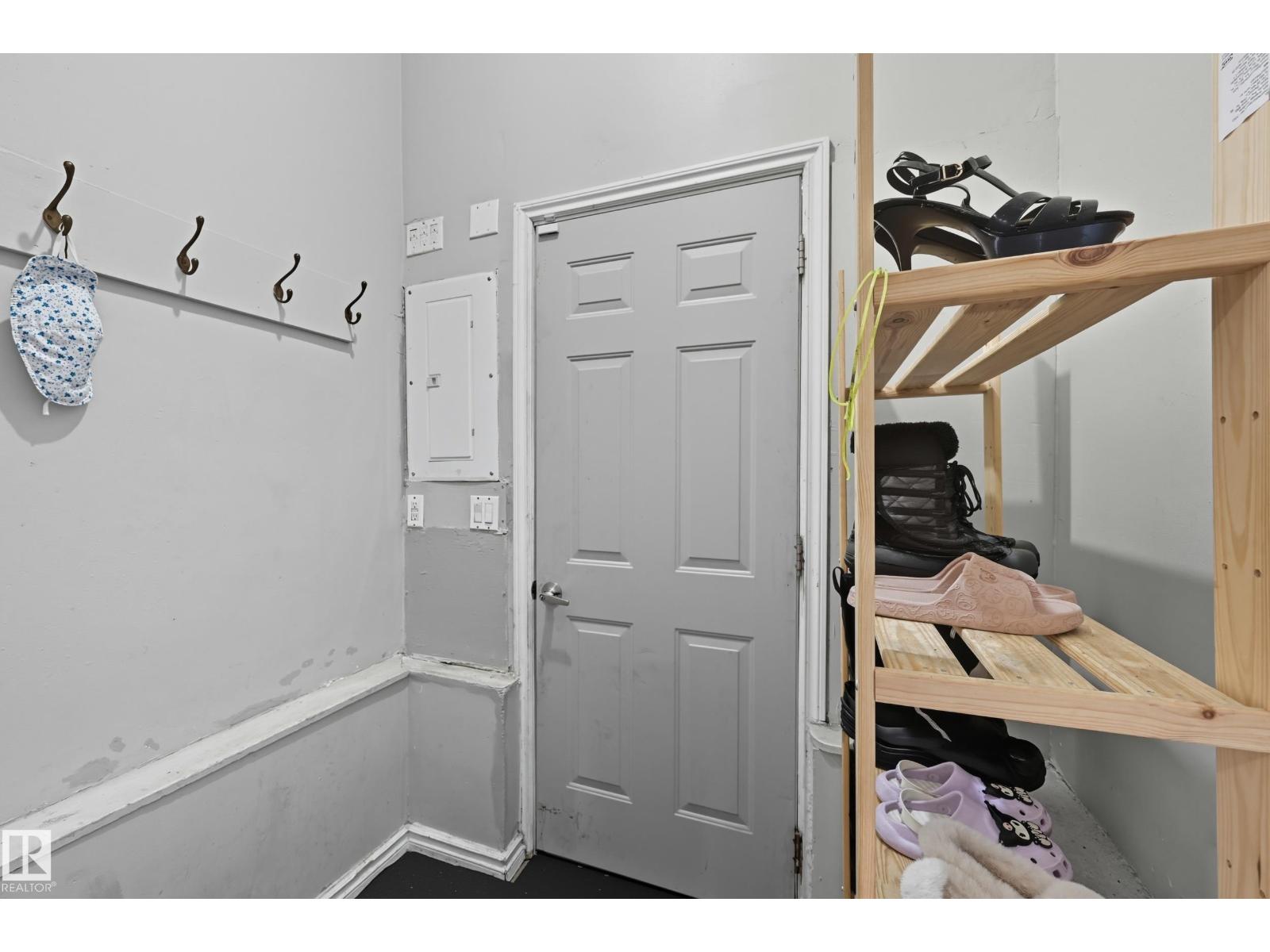 11908 71 ST NW, Edmonton