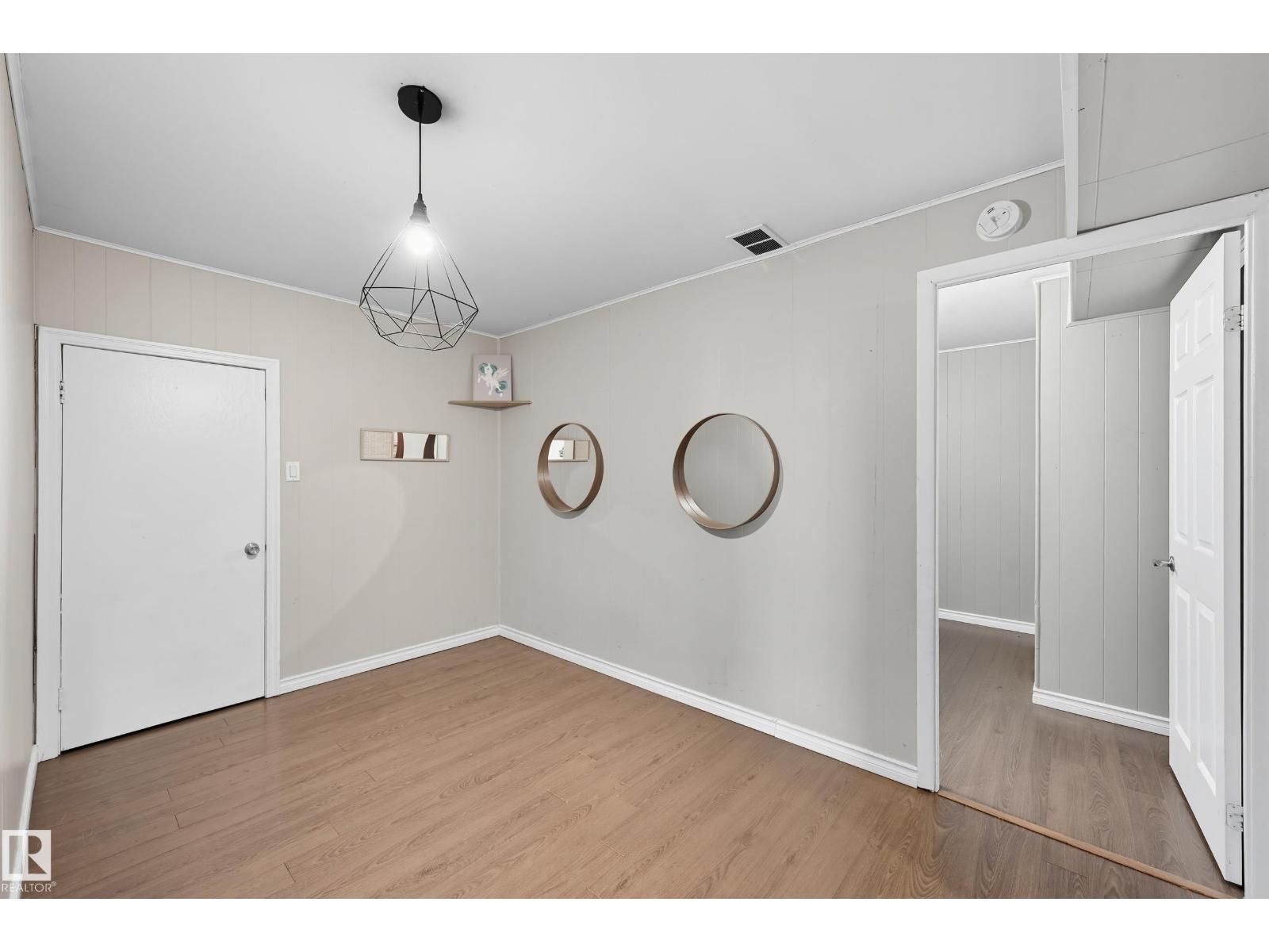 11908 71 ST NW, Edmonton