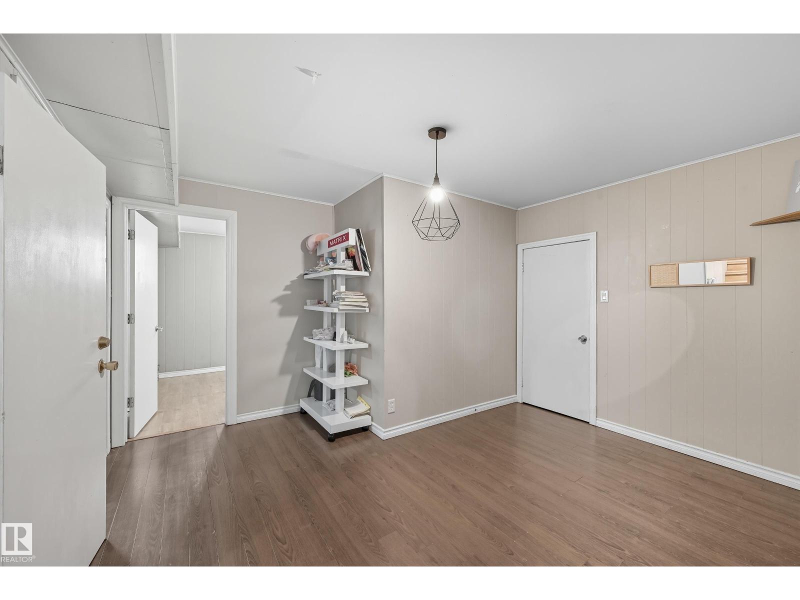 11908 71 ST NW, Edmonton