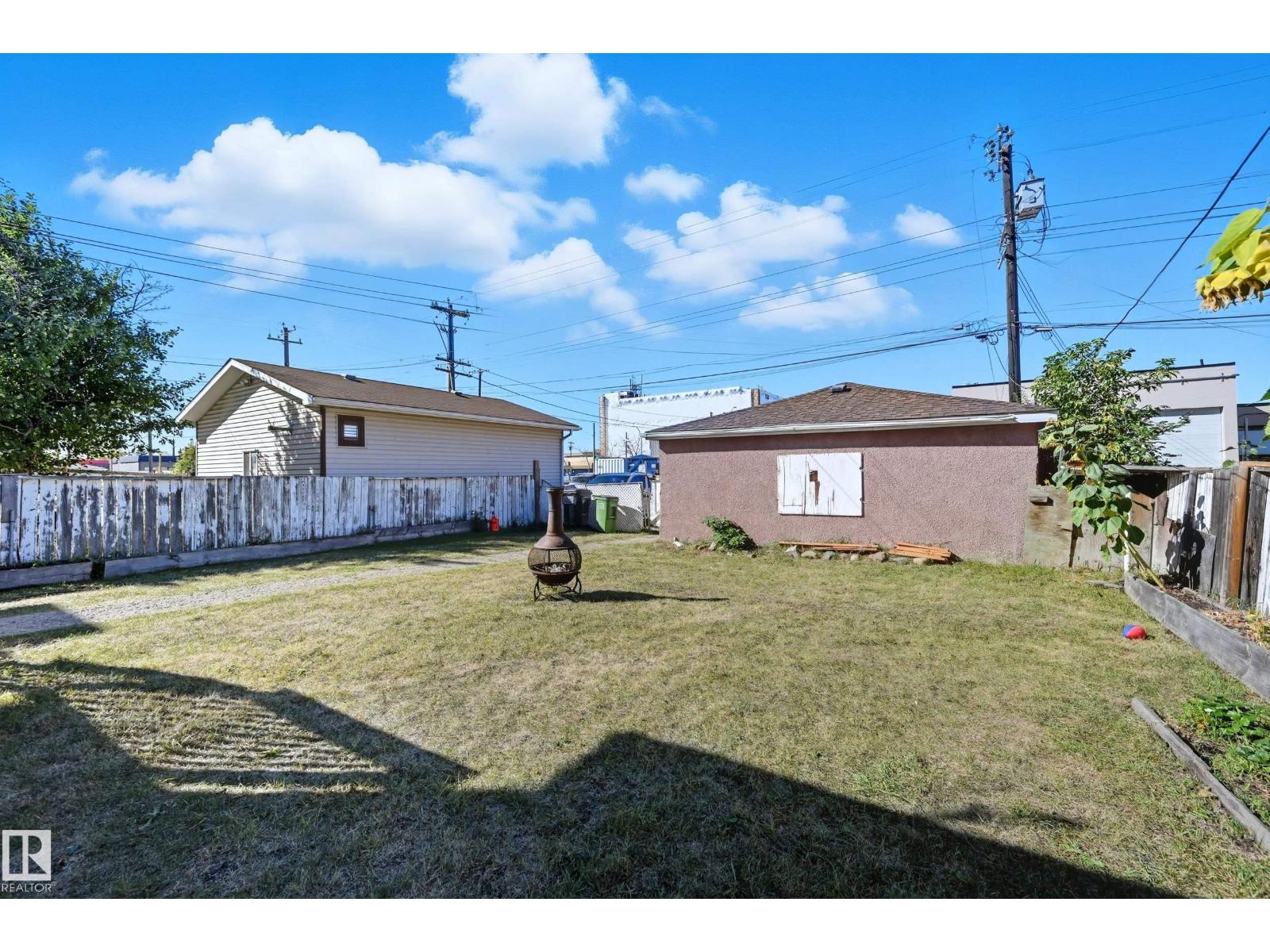 11908 71 ST NW, Edmonton