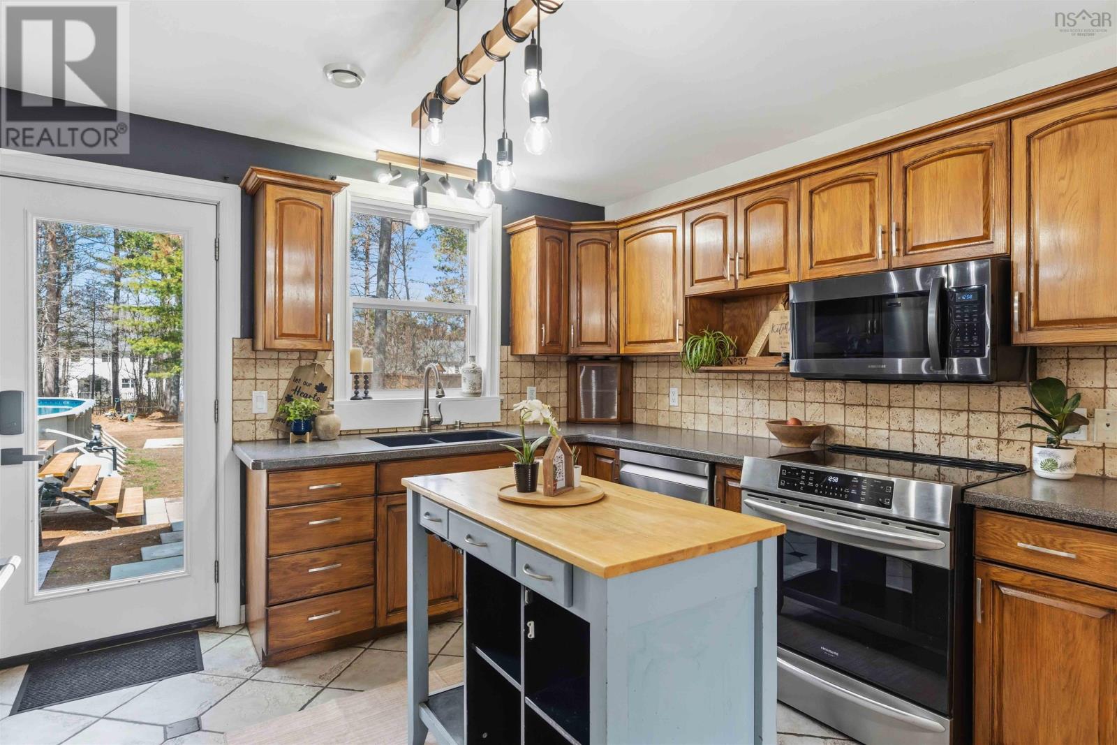 Property 5 of 21 of 108 Terra Nova Drive