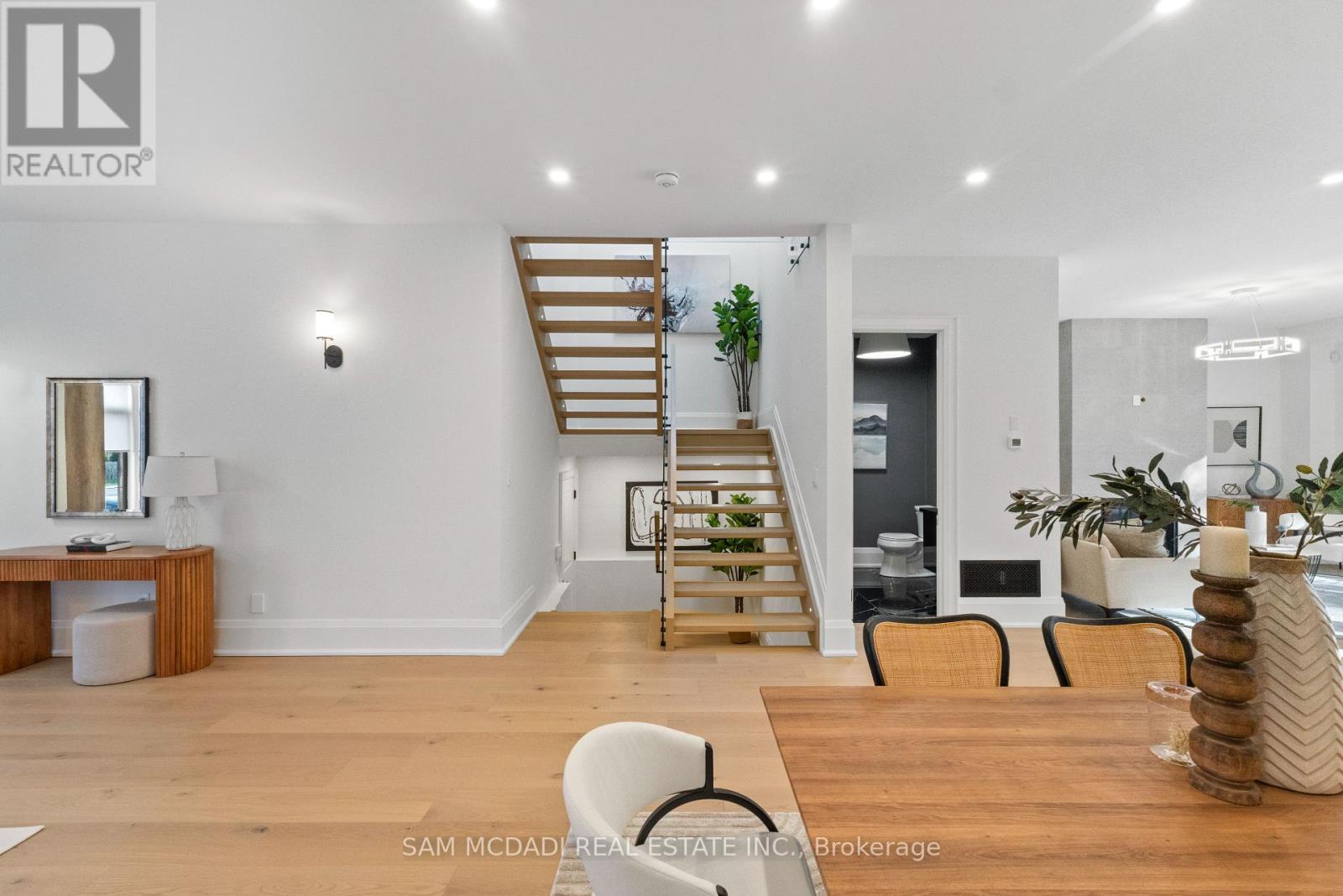 78 SOUTH KINGSWAY — photo 10
