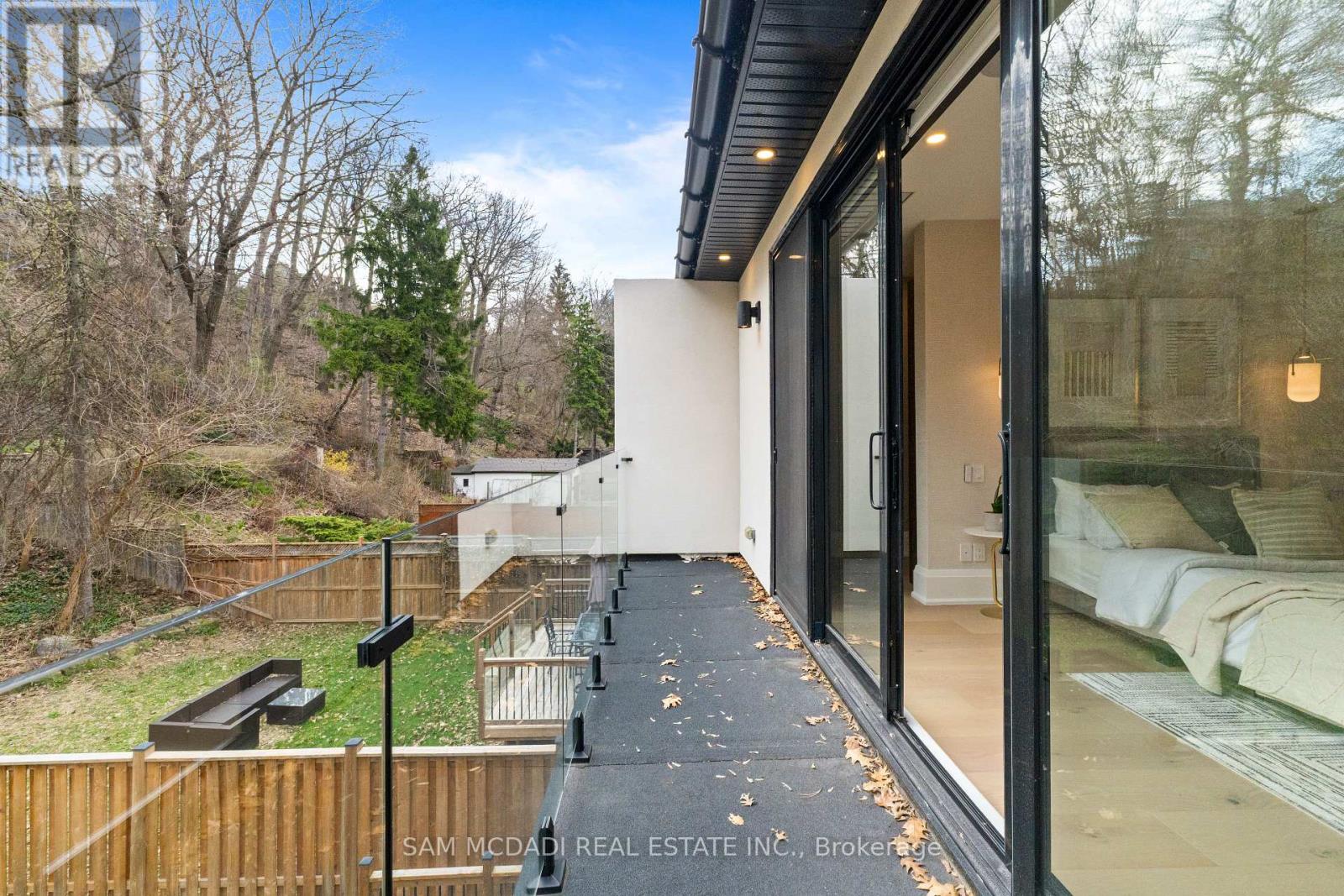 78 SOUTH KINGSWAY — photo 17