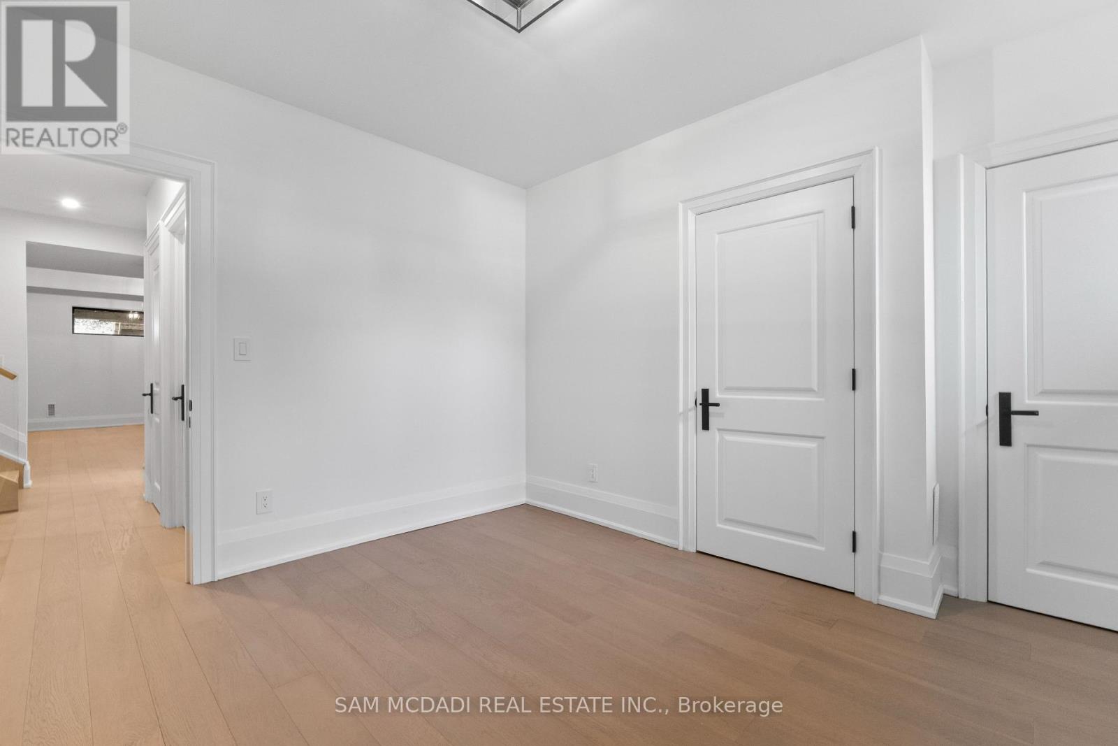 78 SOUTH KINGSWAY — photo 38