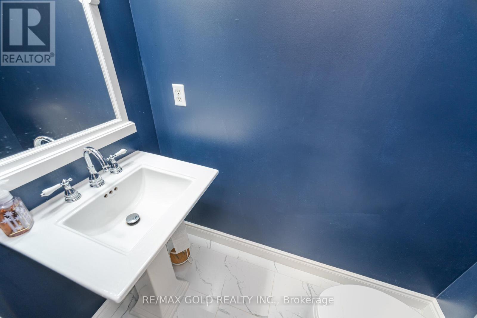 70 CURRY CRESCENT - 18