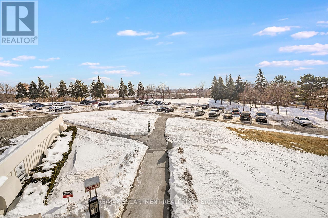 308 - 530 LOLITA GARDENS, Mississauga (Mississauga Valleys), Ontario, L5A3T2 — Photo 13