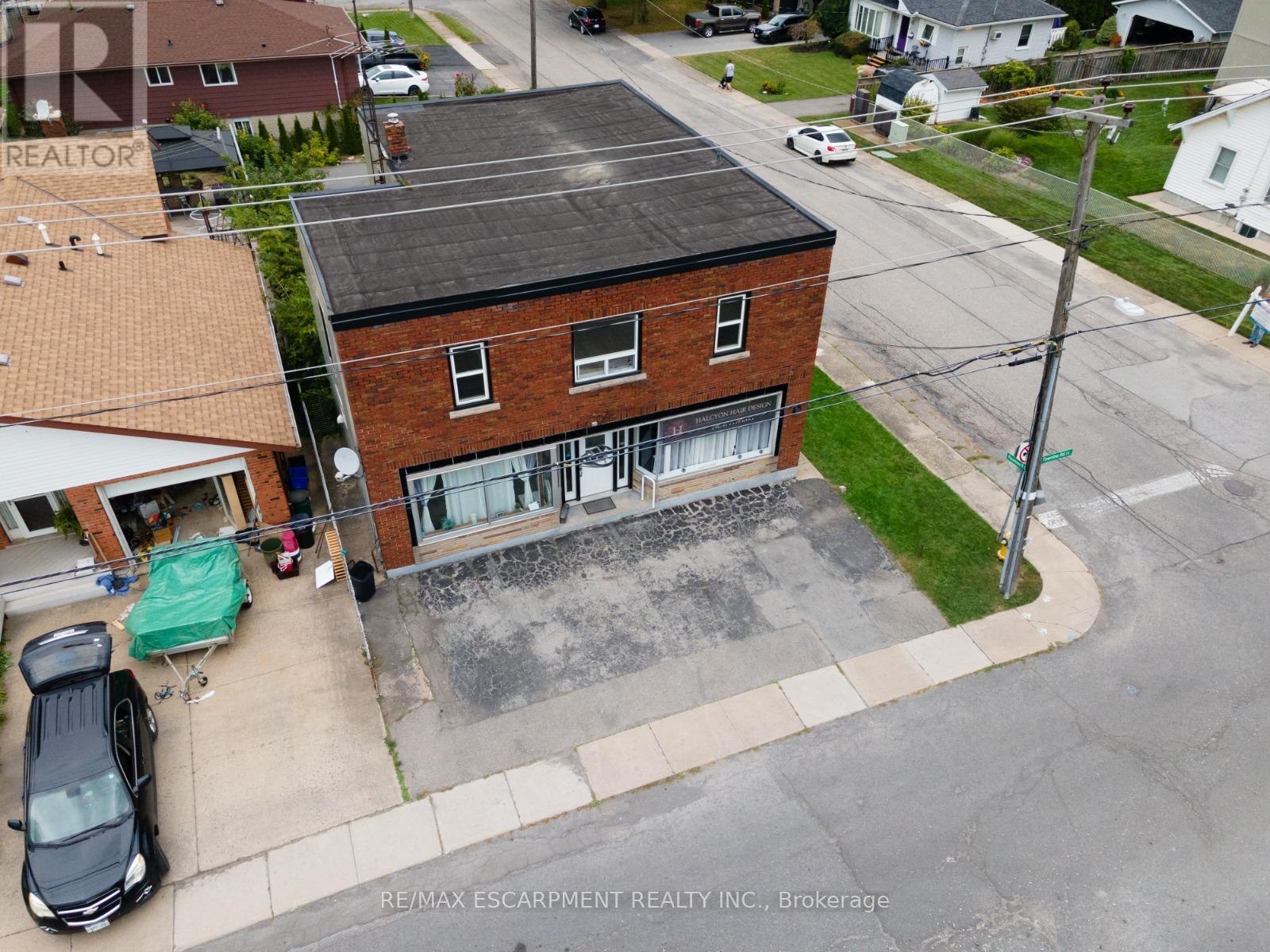 86 TOWNLINE ROAD W - 27