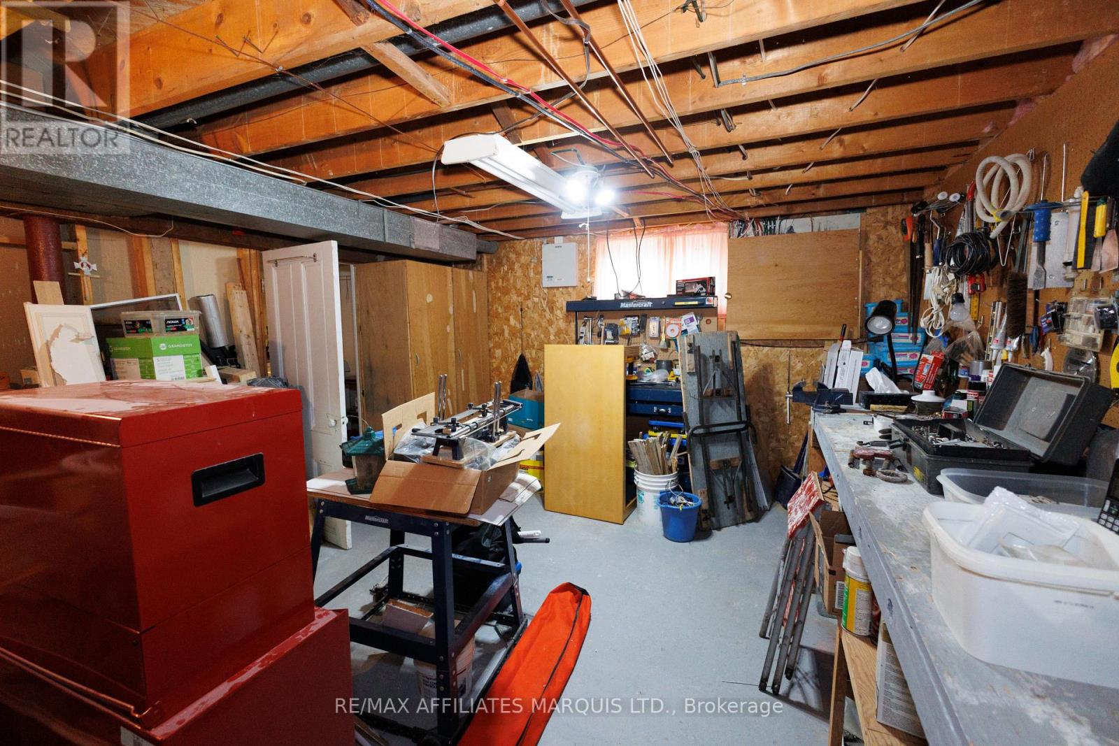 1220 CASWELL CRESCENT — photo 28