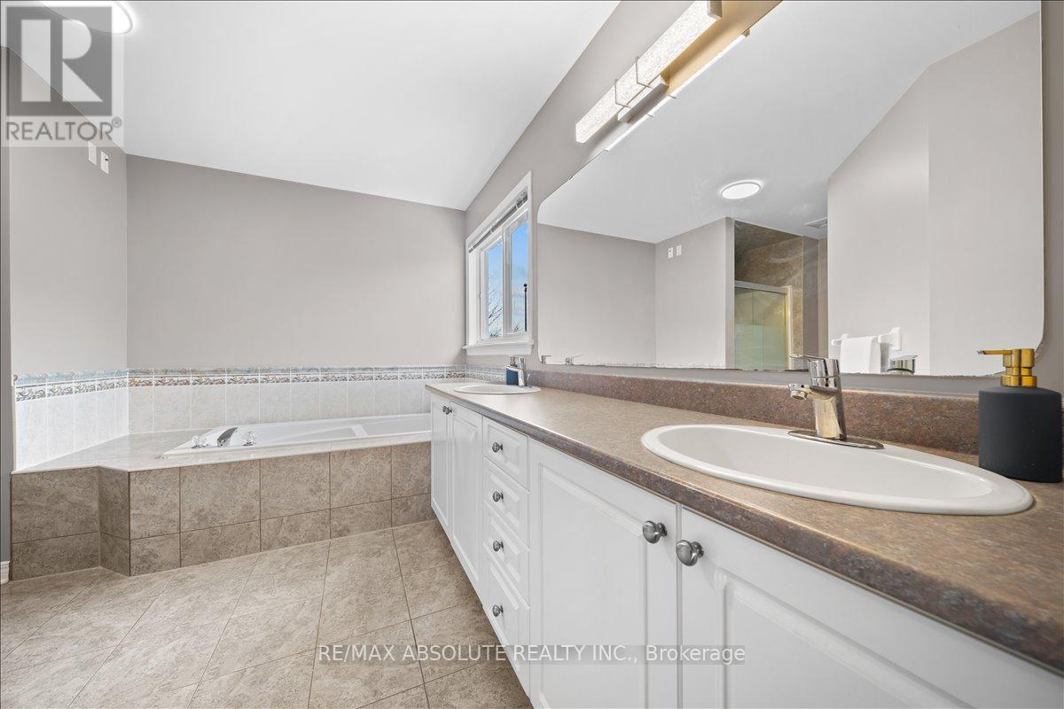 5 piece ensuite
